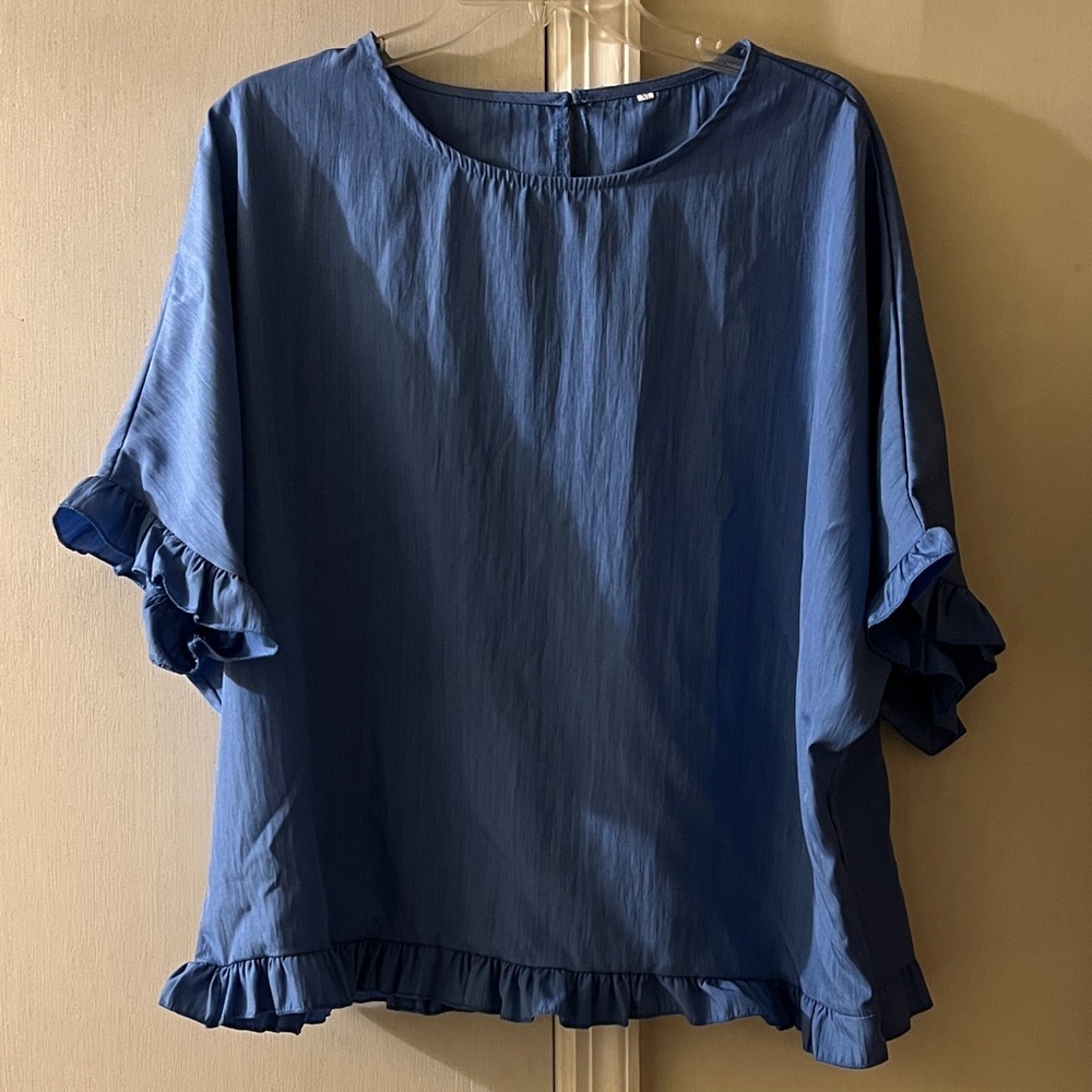 Chic Blue Ruffle Sleeve Blouse​​ - Picture 2 of 2